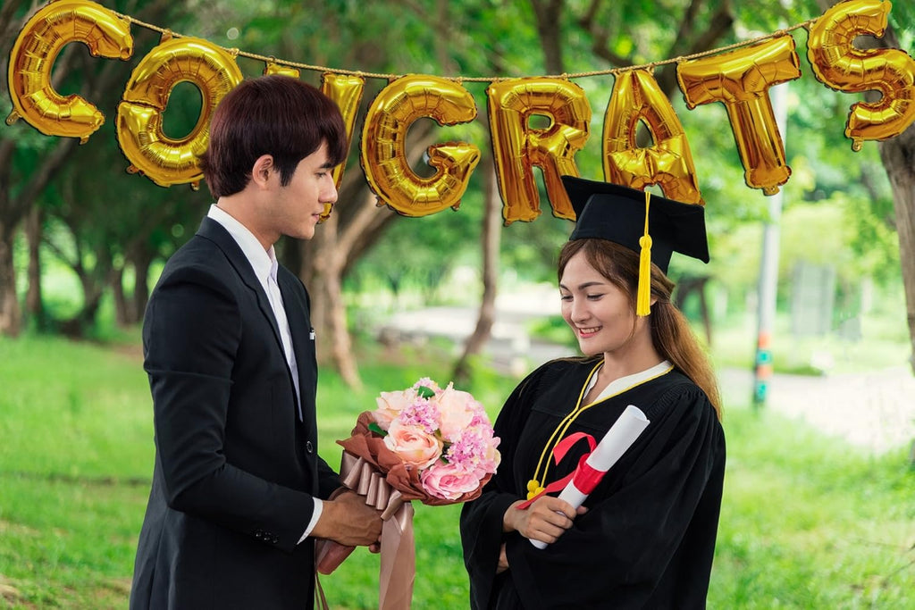 16 Inch Gold Foil Congrats Balloons