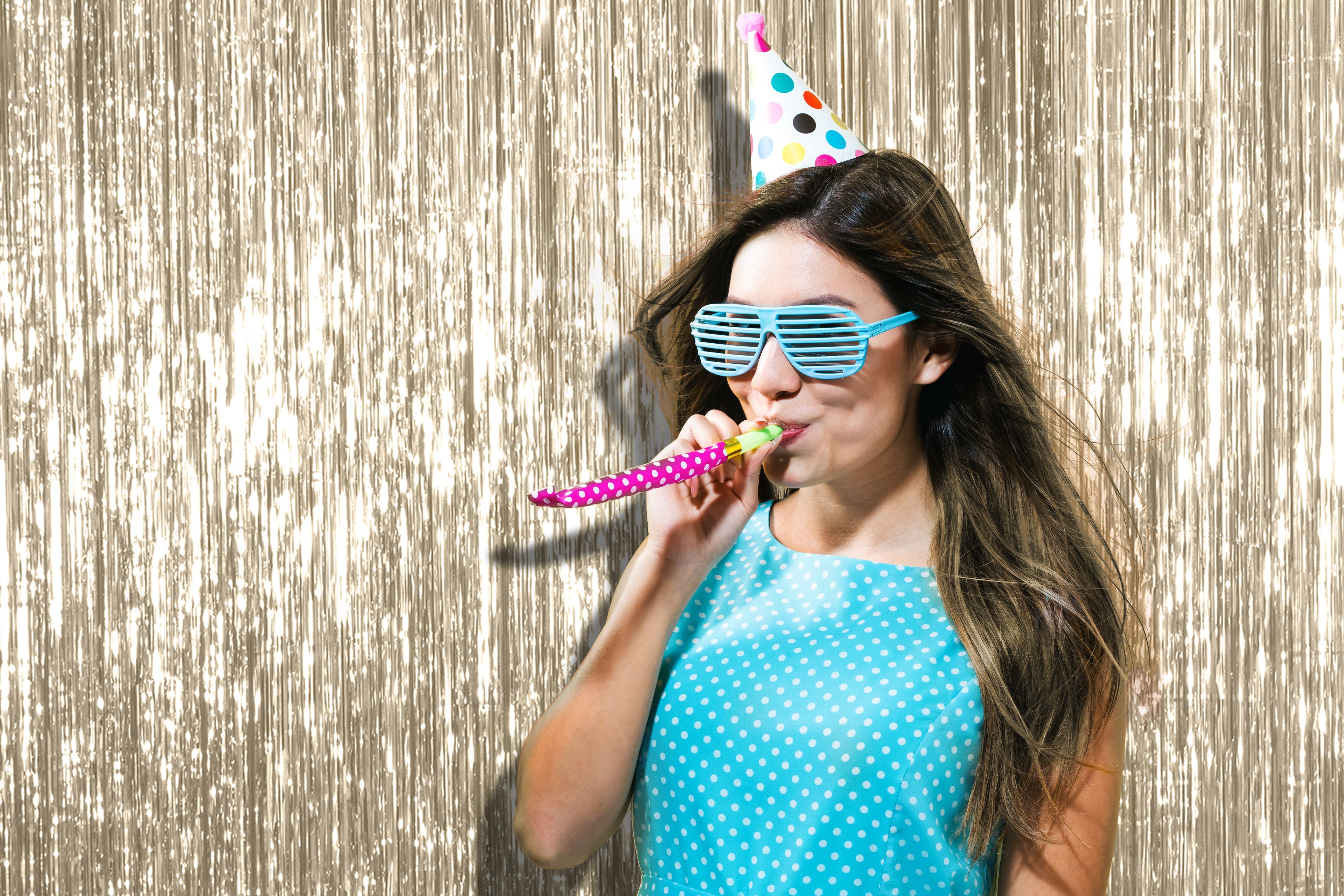 Champagne Gold Foil Fringe Curtain - 3ft x 8ft Tinsel Curtain