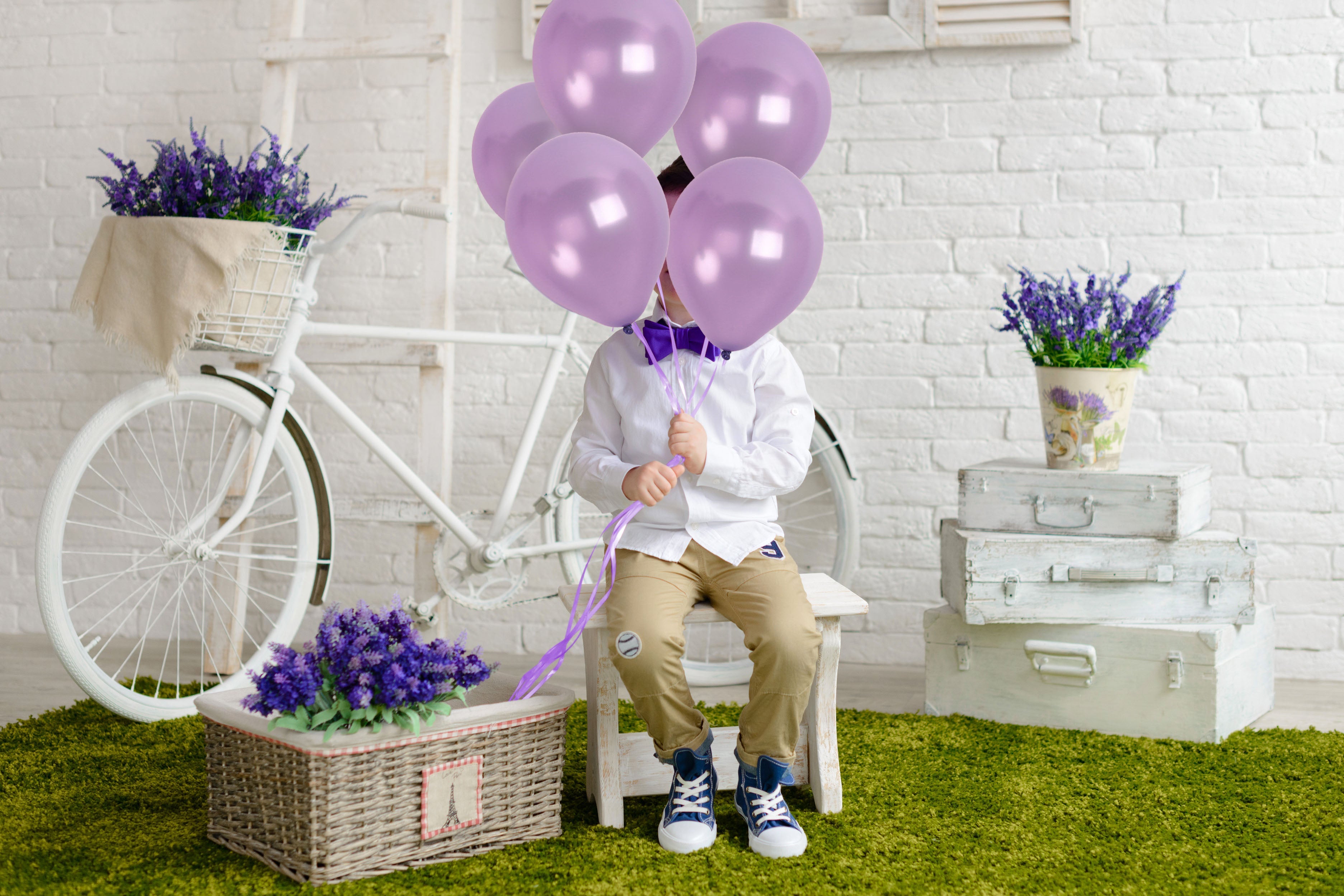Pearlescent Pastel Purple Balloons - 12 Inch Latex Balloons