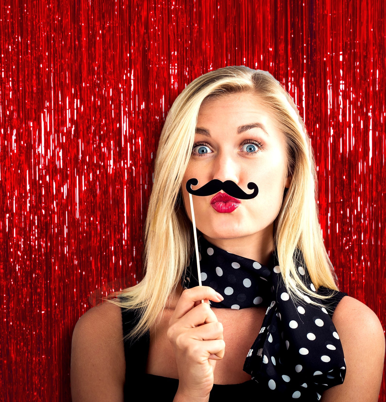 Red Foil Fringe Curtain - 3ft x 8ft Tinsel Curtain