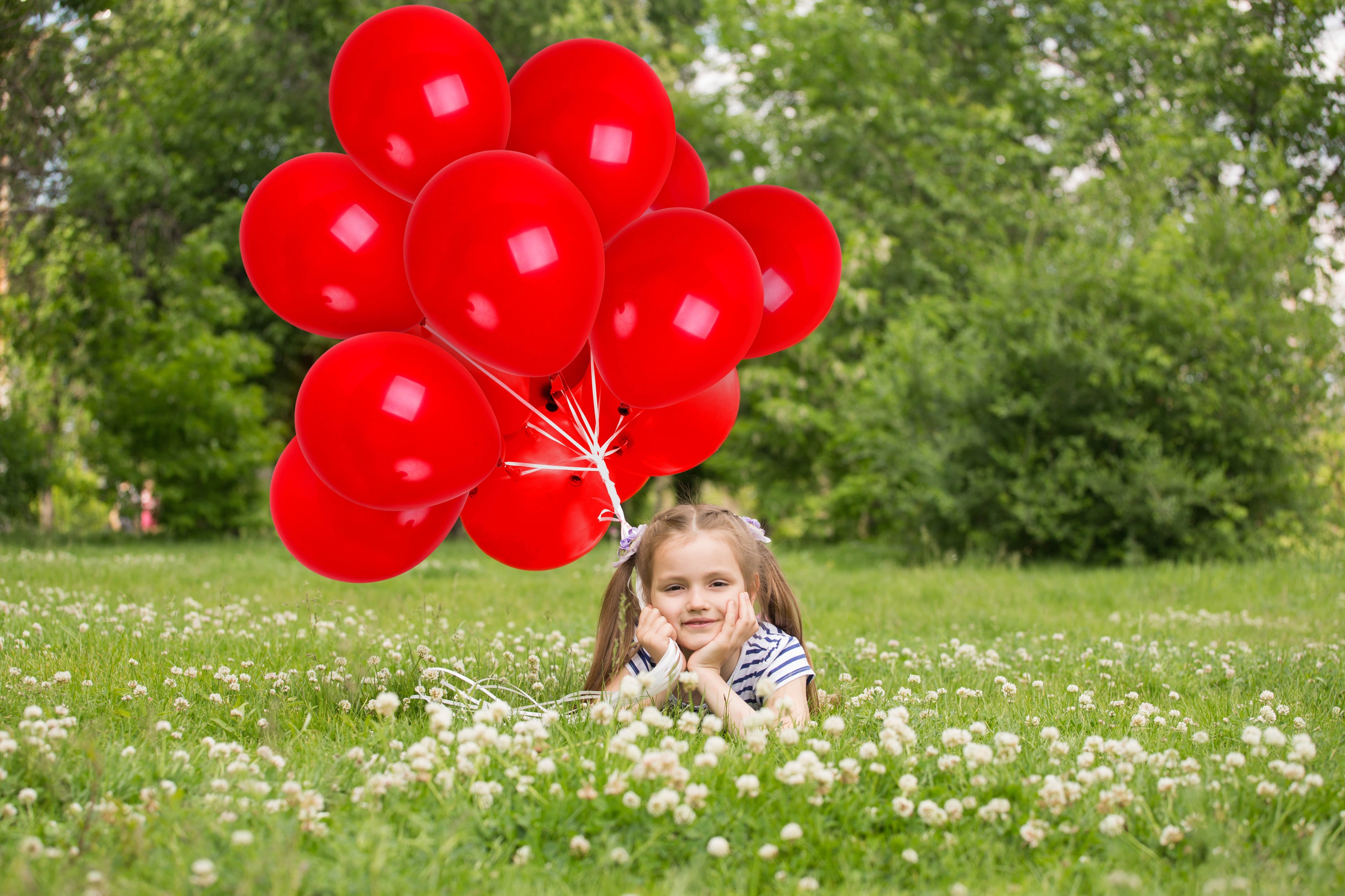 Red Balloons - 12 Inch Latex Balloons
