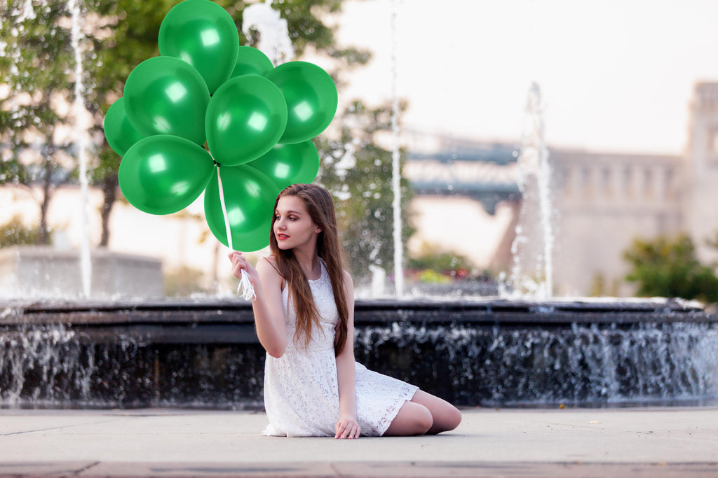 Pearlescent Emerald Green Balloons - 12 Inch Latex Balloons