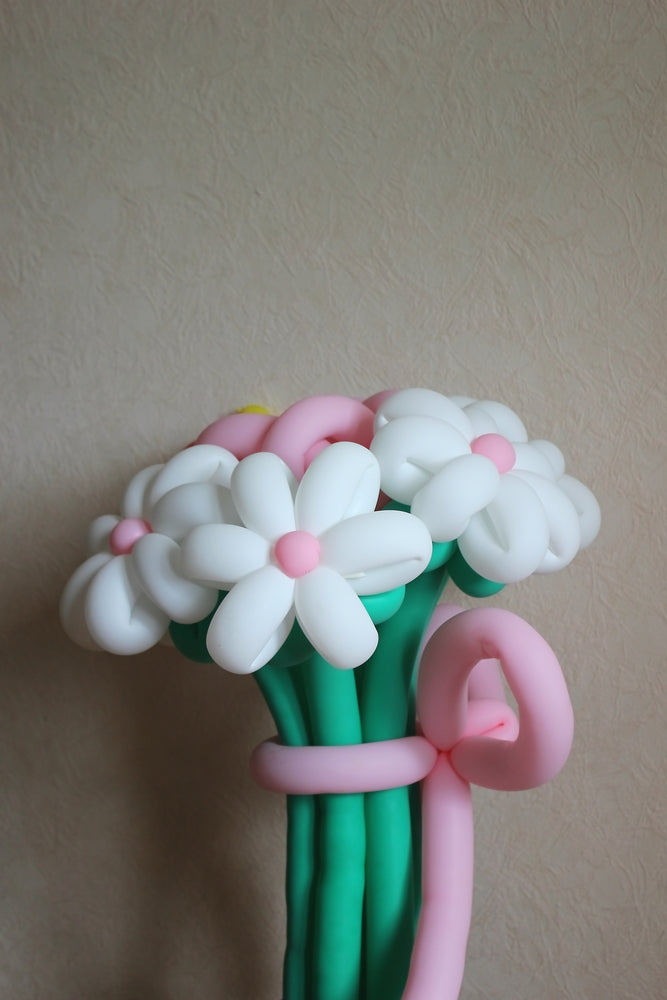 White Twisting Balloons - Long Balloons