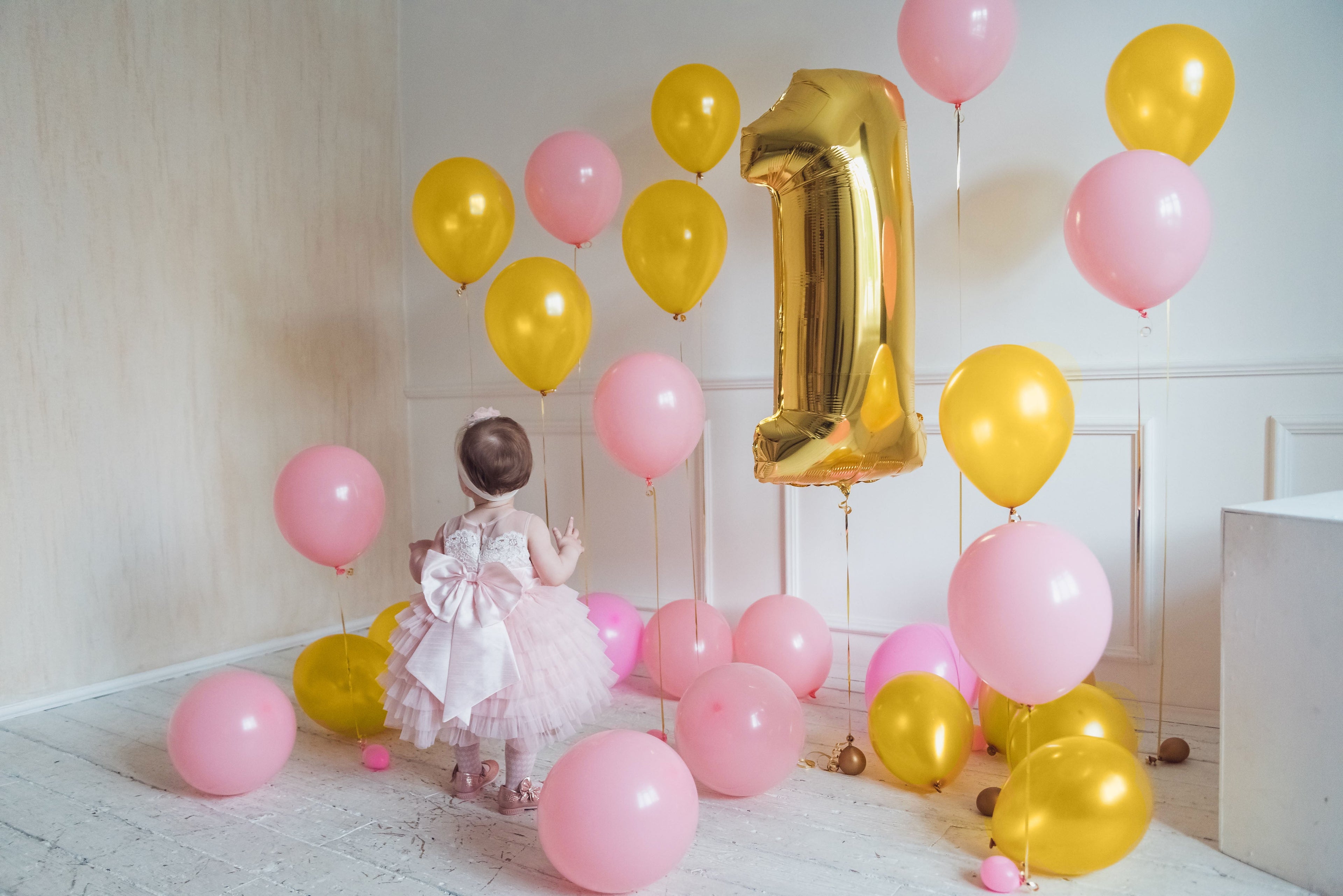 Pearlescent Gold Balloons - 12 Inch Latex Balloons